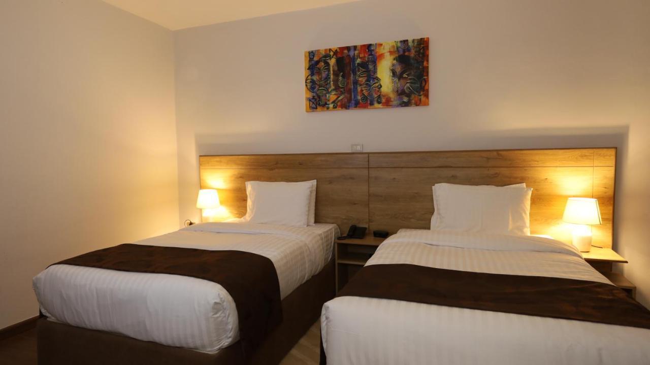 Black Horse Hotel Apartment Addis Ababa Exterior foto