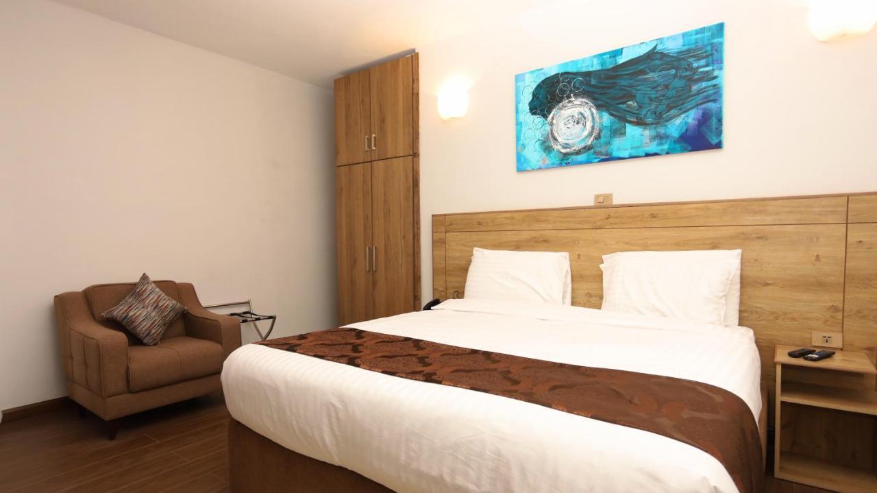 Black Horse Hotel Apartment Addis Ababa Exterior foto