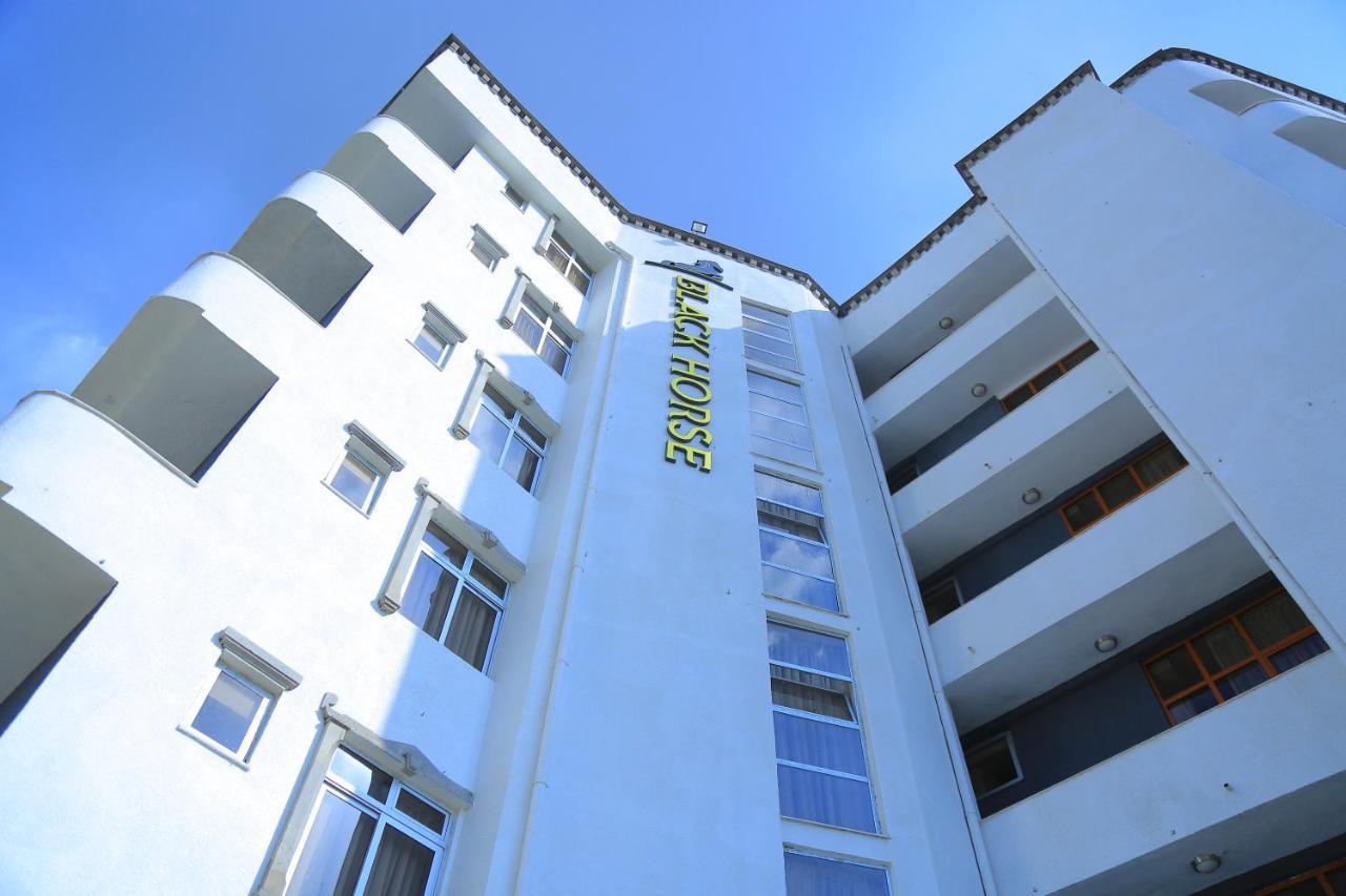 Black Horse Hotel Apartment Addis Ababa Exterior foto