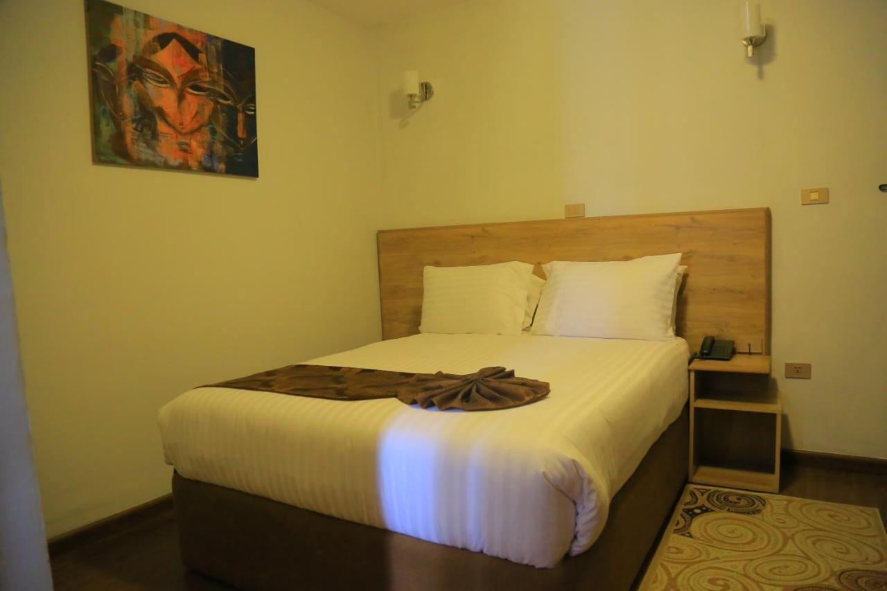 Black Horse Hotel Apartment Addis Ababa Exterior foto